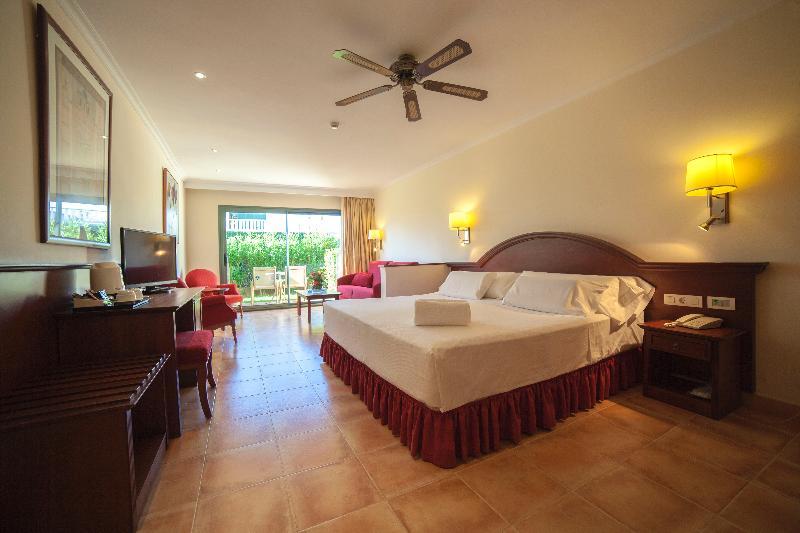 Valentin Star Menorca - Adults Only Hotel Ситадела Екстериор снимка